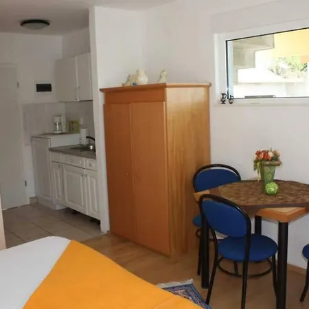 In With Balcony, Air Conditioning, Wifi 4328-1 Trogir