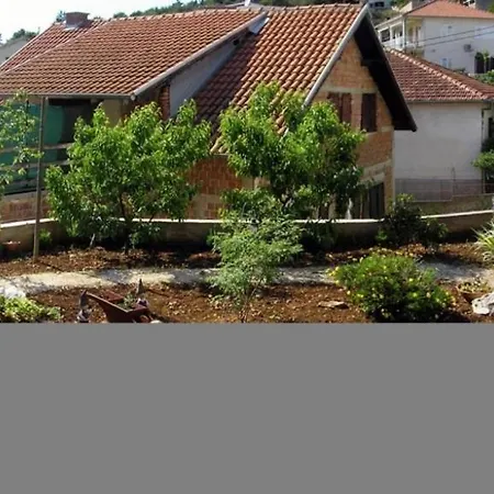 Appartamento In With Balcony, Air Conditioning, Wifi 4328-1 *