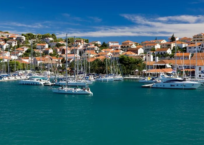 In With Balcony, Air Conditioning, Wifi 4328-1 Apartament Trogir