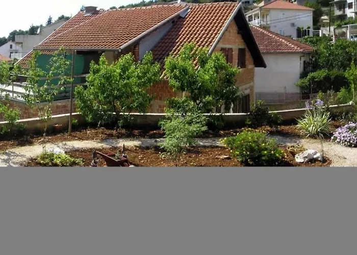 Apartament In With Balcony, Air Conditioning, Wifi 4328-1 *