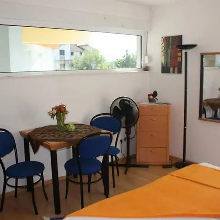 In With Balcony, Air Conditioning, Wifi 4328-1 Apartament *