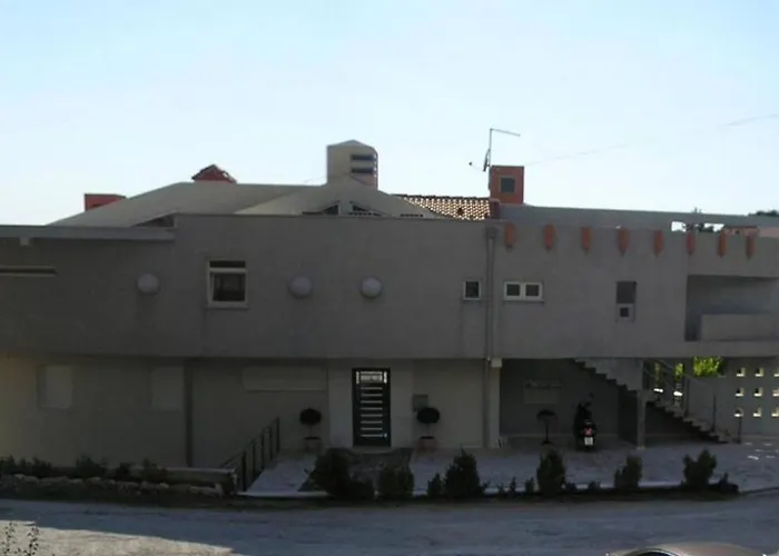 In With Balcony, Air Conditioning, Wifi 4328-1 * Trogir